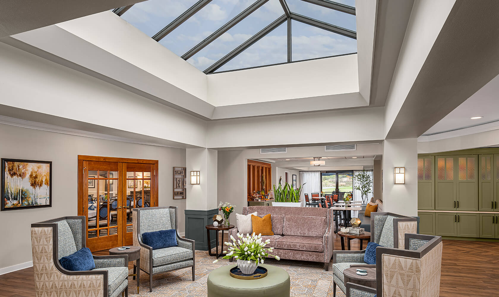 Community sitting room with large skylight