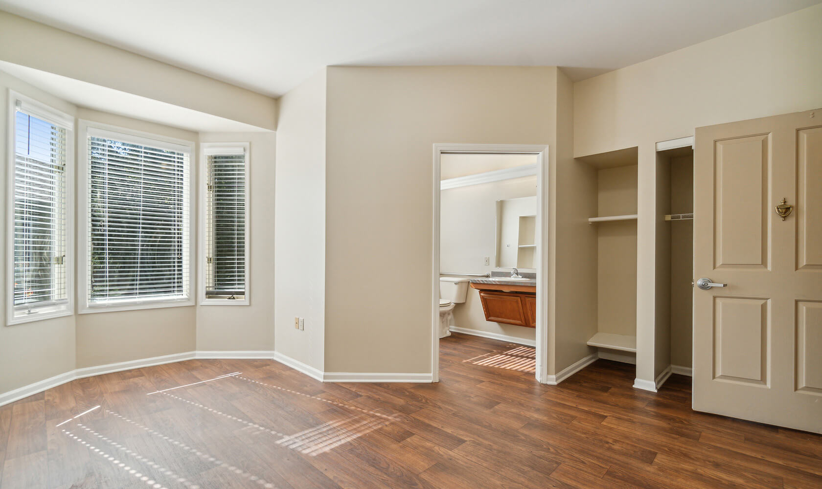 Harbour house studio room with large windows